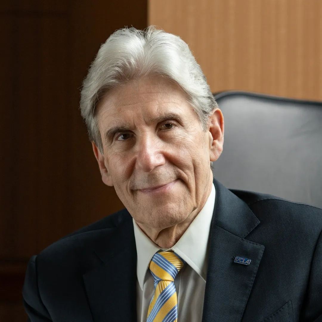 Dr Julio Frenk